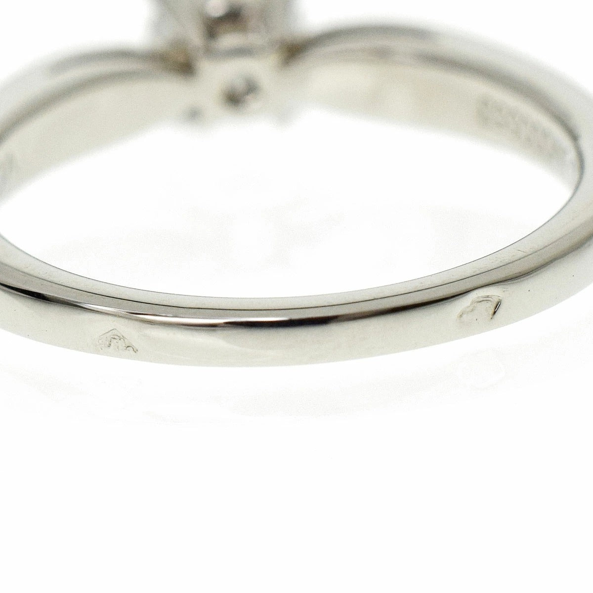 Van Cleef&Arpels Bonheur Solitaire Ring