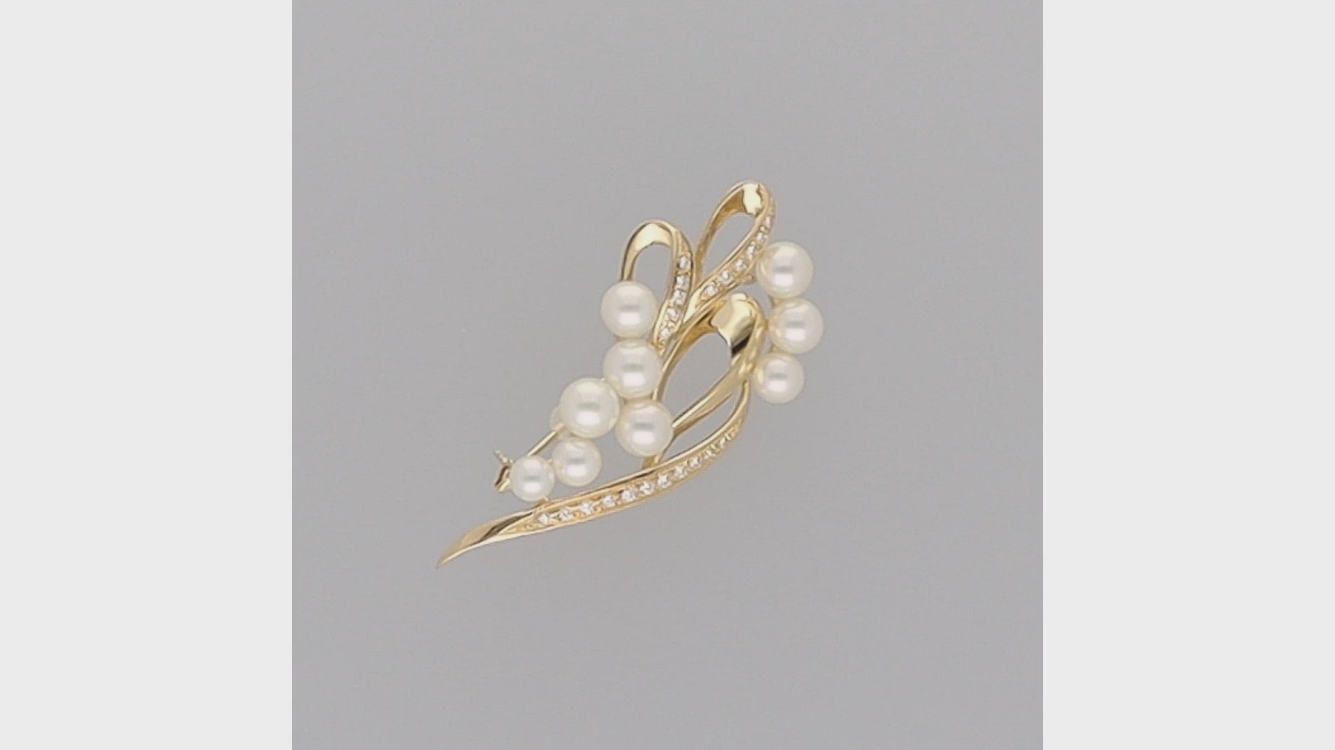 MIKIMOTO Pearl Diamonds brooch