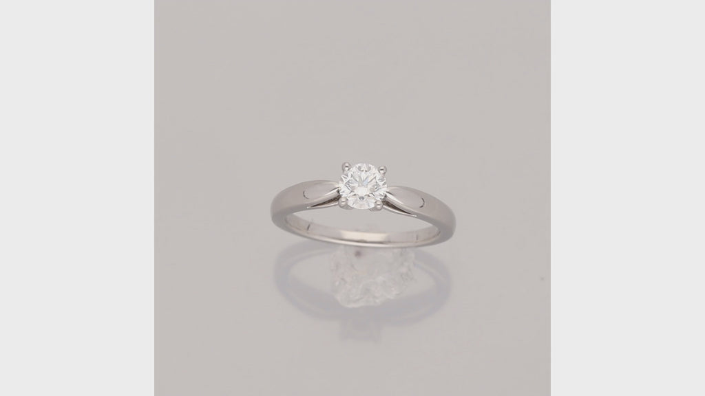Van Cleef&Arpels Bonheur Solitaire Ring